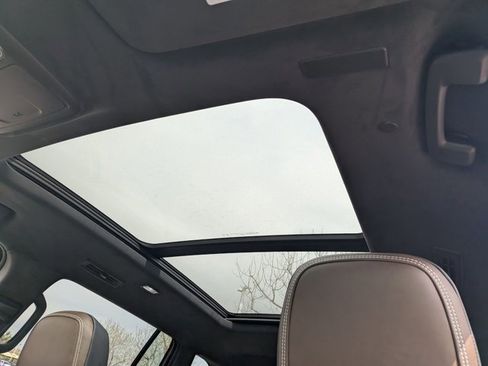 New 2026 GMC Acadia Denali Ultimate w/ LPO, Floor Liner Package image 16