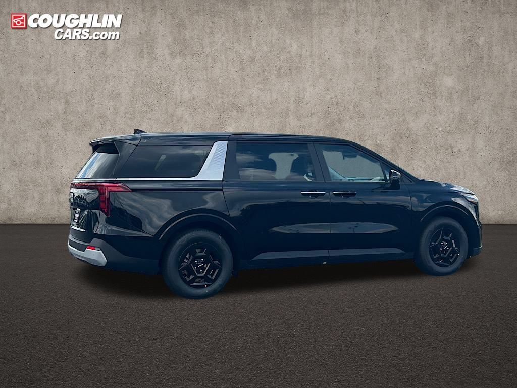 New 2025 Kia Carnival FWD image 4