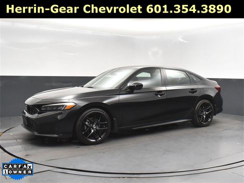 Used 2025 Honda Civic Sport image 3