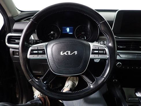Used 2022 Kia Telluride S AWD/4WD image 28