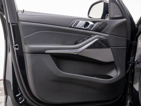 Certified 2025 BMW X5 xDrive40i w/ Executive Package image 13