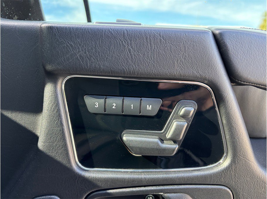 Used 2014 Mercedes-Benz G 63 AMG 4MATIC image 44