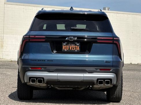 New 2026 Chevrolet Traverse Z71 w/ Enhanced Driving Package AWD/4WD image 5