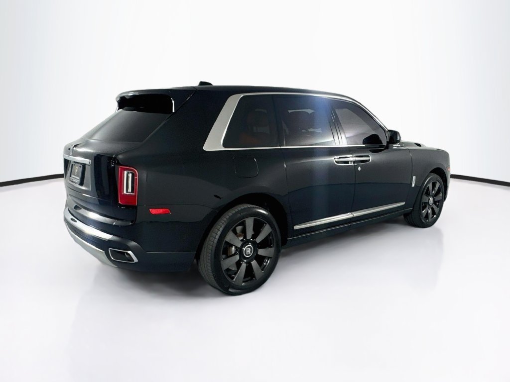 Used 2023 Rolls-Royce Cullinan AWD/4WD image 5