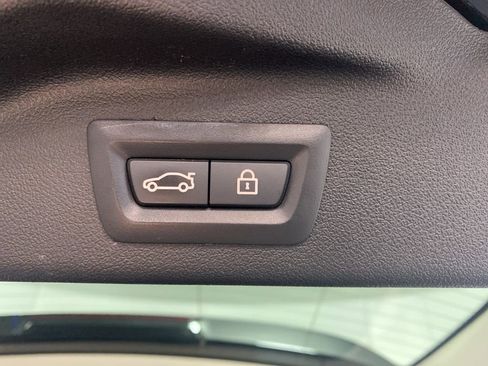 Used 2022 BMW X7 xDrive40i w/ Executive Package image 31