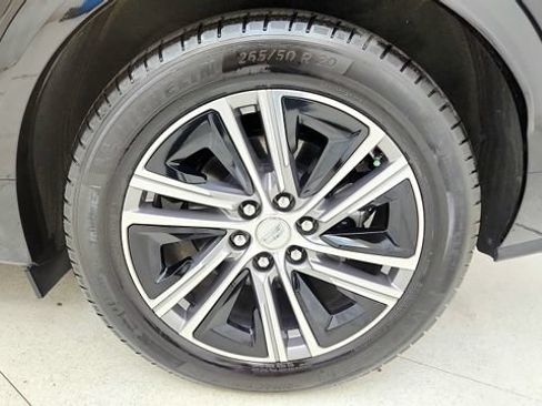 Used 2025 Cadillac Lyriq Luxury AWD/4WD image 76