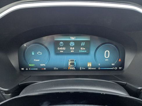 New 2026 Ford Escape SE w/ PHEV Premium Package FWD image 18