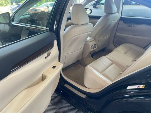 Used 2013 Lexus ES 350 w/ Luxury Pkg FWD image 20
