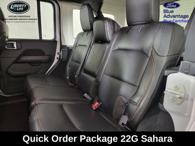 Used 2024 Jeep Wrangler Unlimited Sahara w/ Technology Group AWD/4WD image 15