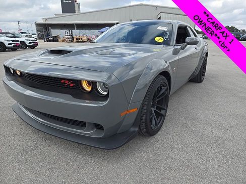Used 2023 Dodge Challenger R/T Scat Pack image 4