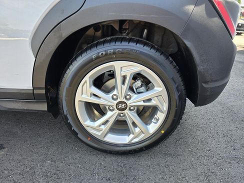 Used 2023 Hyundai Kona SEL FWD image 11