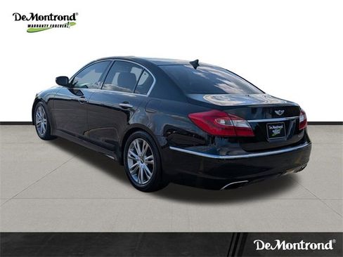 Used 2012 Hyundai Genesis 3.8 w/ Premium Pkg image 7