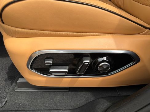 Used 2025 Jeep Grand Cherokee Summit image 31