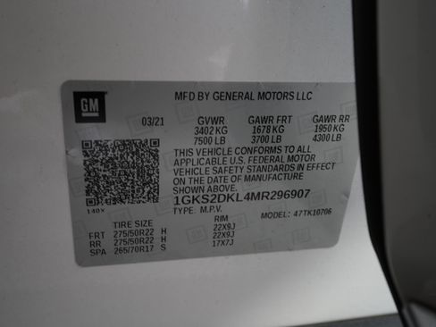 Used 2021 GMC Yukon Denali w/ Denali Premium Package image 38