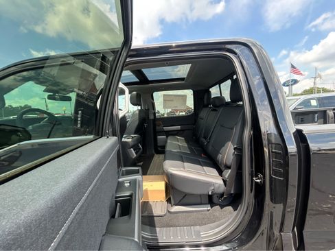 New 2026 Ford F250 Lariat w/ Lariat Ultimate Package AWD/4WD image 10