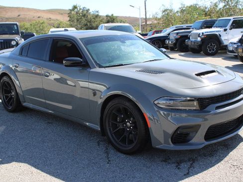 Used 2023 Dodge Charger SRT Hellcat RWD image 3