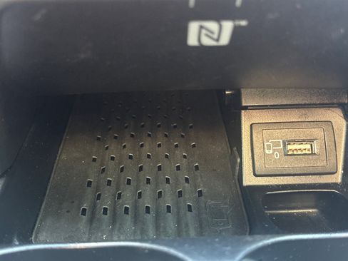 Used 2019 Mercedes-Benz E 450 4MATIC Sedan image 57