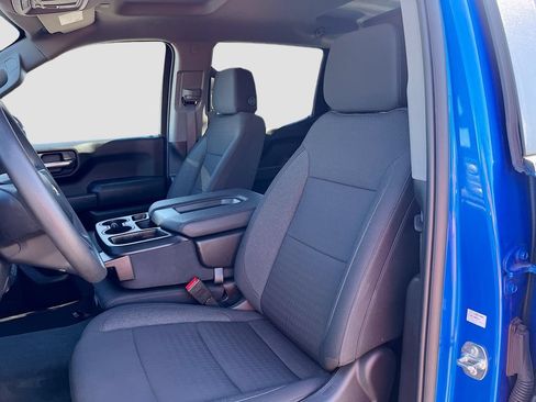 Used 2025 Chevrolet Silverado 1500 Custom w/ Turbomax Blackout Package AWD/4WD image 19