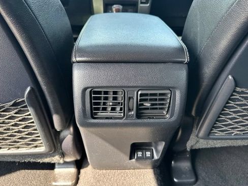 Used 2022 Toyota 4Runner Limited AWD/4WD image 17