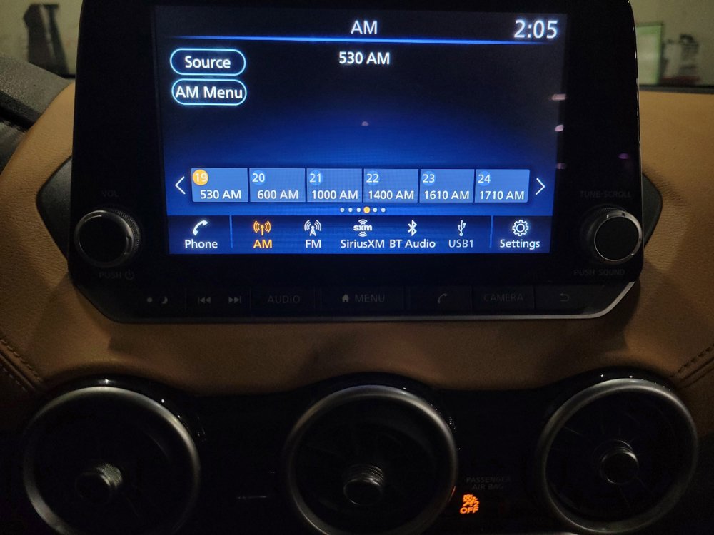 Used 2025 Nissan Sentra SV w/ SV Premium Package FWD image 25