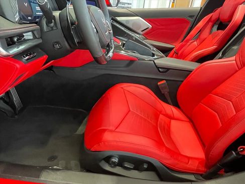 Used 2025 Chevrolet Corvette Z06 image 17