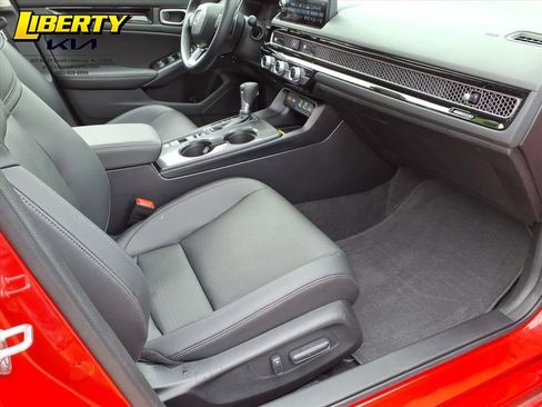 Used 2023 Honda Civic Touring image 9