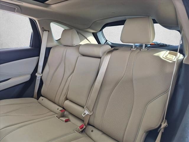 Used 2024 Acura RDX w/ Advance Package AWD/4WD image 16