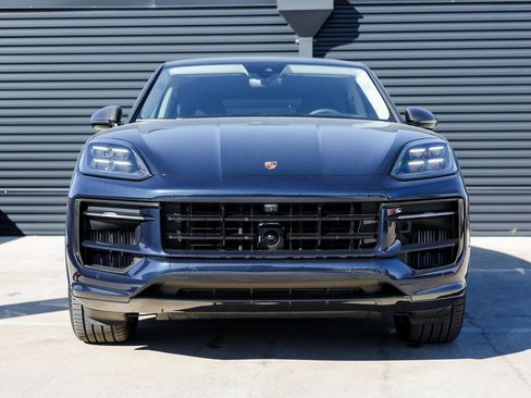 Certified 2026 Porsche Cayenne GTS image 10