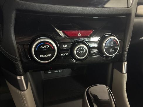 Used 2023 Subaru Forester Limited w/ Popular Package #2 AWD/4WD image 19