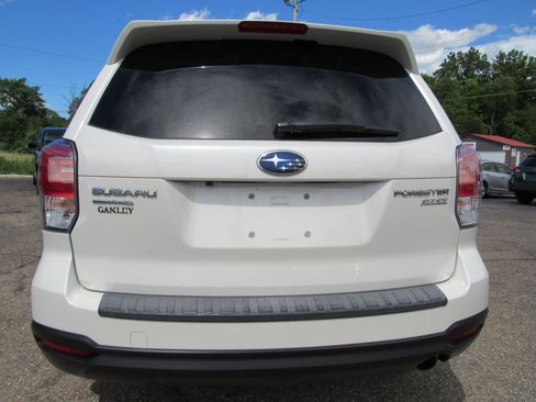 Used 2017 Subaru Forester 2.5i Limited AWD/4WD image 6