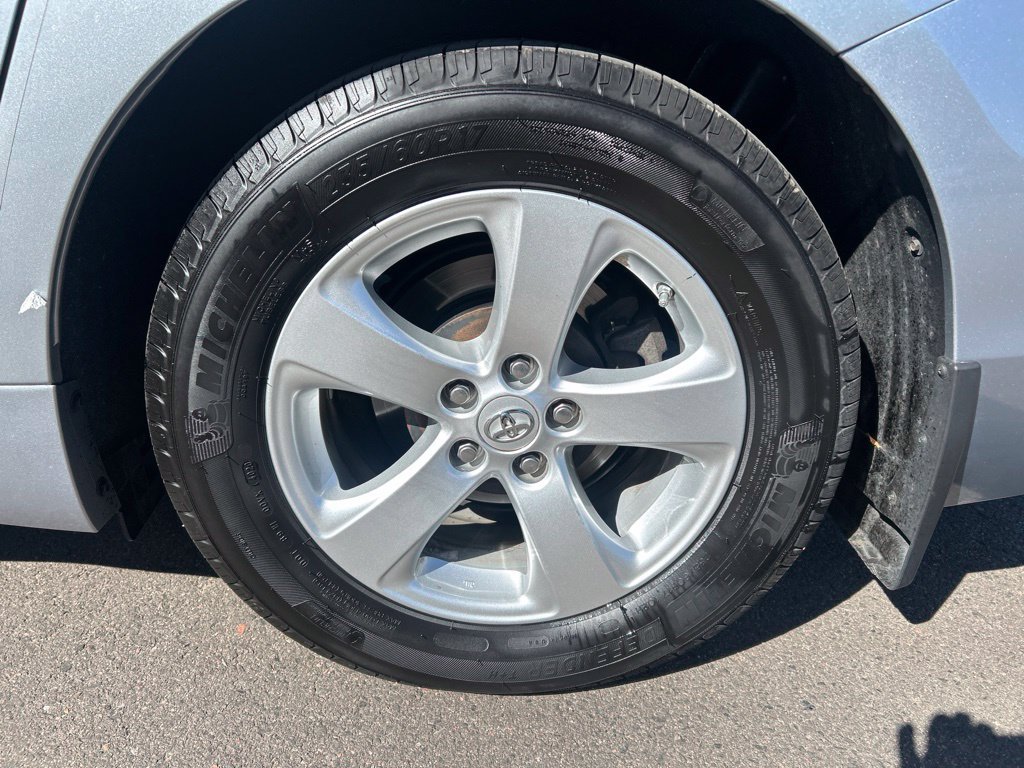 Used 2015 Toyota Sienna LE FWD image 32