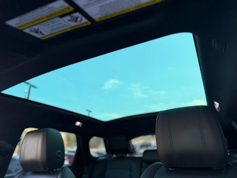 Used 2020 Land Rover Range Rover Evoque R-Dynamic SE image 52