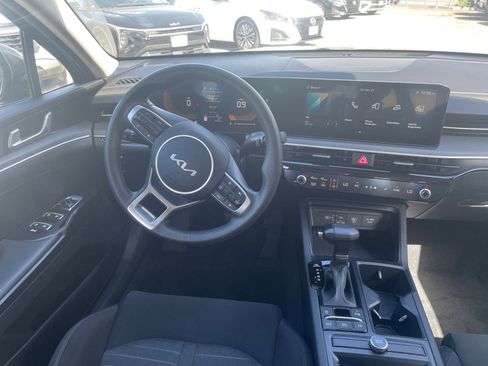 Used 2025 Kia K5 LXS image 33