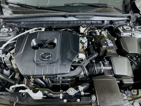 Used 2025 MAZDA CX-50 AWD 2.5 S w/ Premium Package image 34