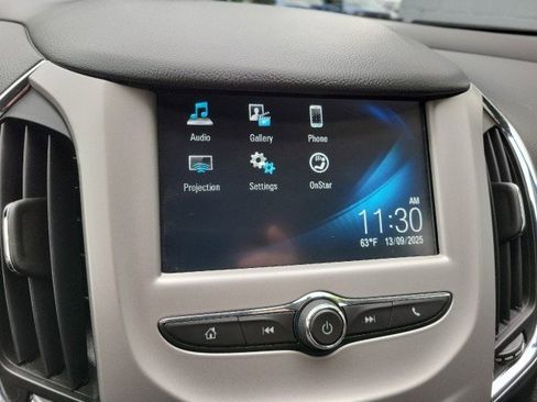 Used 2018 Chevrolet Cruze LS image 11