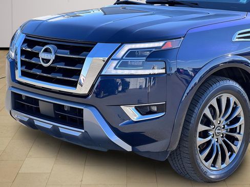 Used 2024 Nissan Armada Platinum w/ Captain's Chairs Package RWD image 39