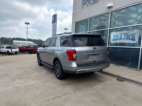 Used 2024 Ford Expedition XLT RWD image 5