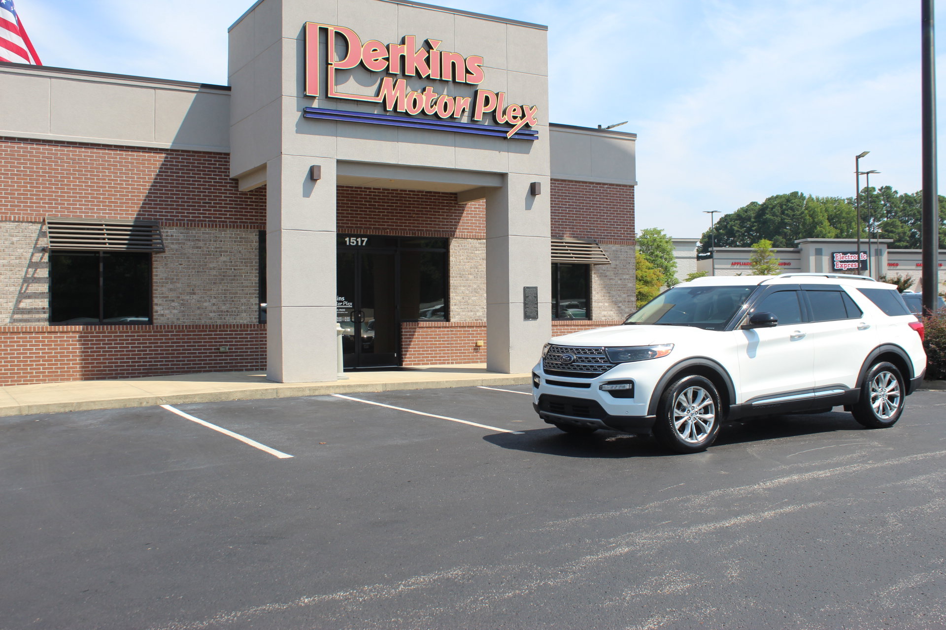 Used 2020 Ford Explorer Limited AWD/4WD image 39