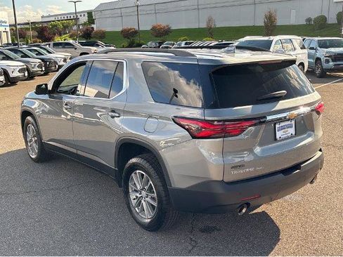 Used 2023 Chevrolet Traverse LT w/ LPO, Floor Liner Package AWD/4WD image 14