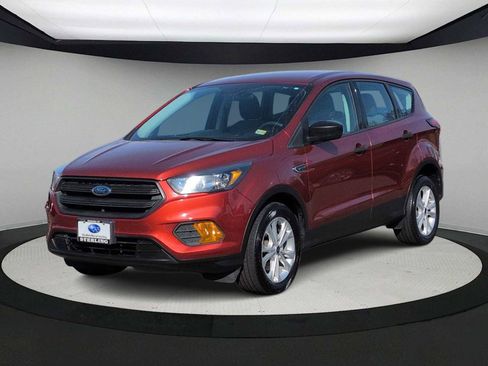 Used 2019 Ford Escape S image 4