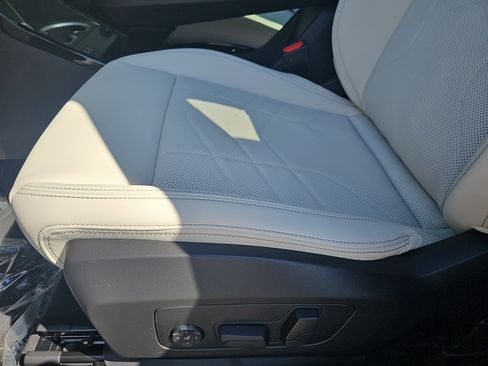 New 2026 BMW X1 xDrive28i AWD/4WD image 30