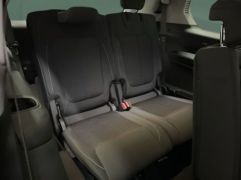 Used 2024 Jeep Grand Cherokee L Laredo w/ Luxury Tech Group I image 15