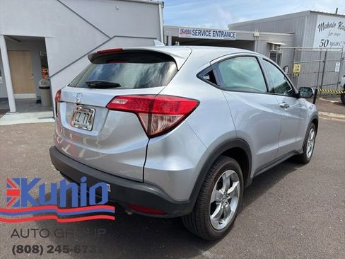 Used 2016 Honda HR-V LX image 7
