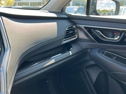 Certified 2022 Subaru Outback Limited image 18