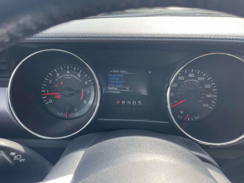Used 2016 Ford Mustang Coupe RWD image 18