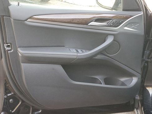 Certified 2024 BMW X3 xDrive30i w/ Premium Package image 5