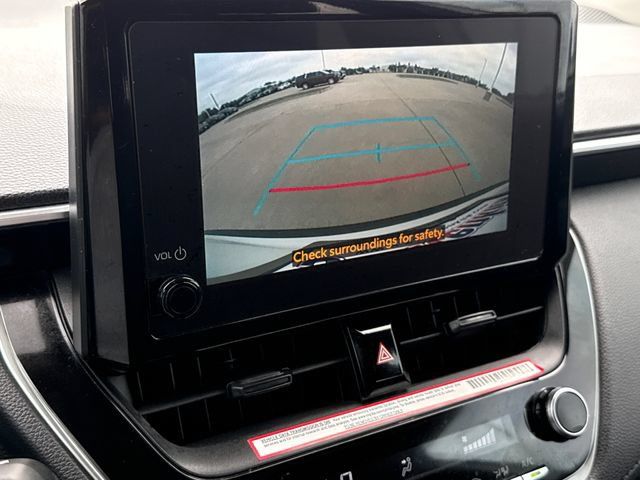 Used 2023 Toyota Corolla Cross LE FWD image 21
