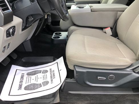 Used 2017 Ford F150 XLT w/ Equipment Group 301A Mid AWD/4WD image 22