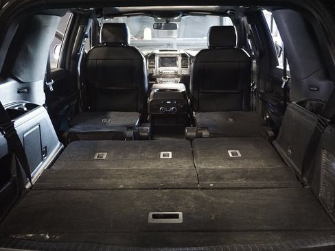 Used 2019 Ford Expedition Limited AWD/4WD image 25