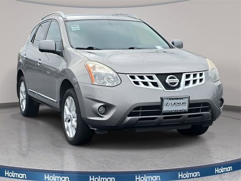 Used 2013 Nissan Rogue SL image 4